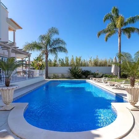 Luxury In With Heated Private Pool Albufeira
