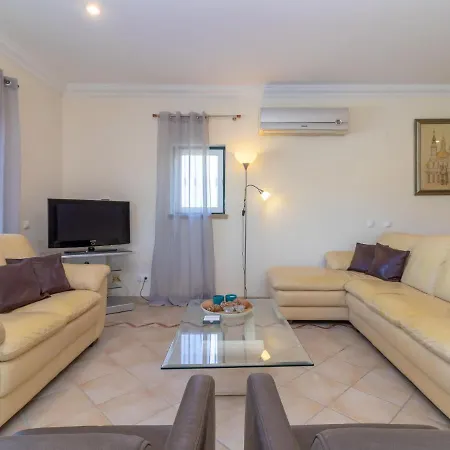 Villa Luxury In With Heated Private Pool
