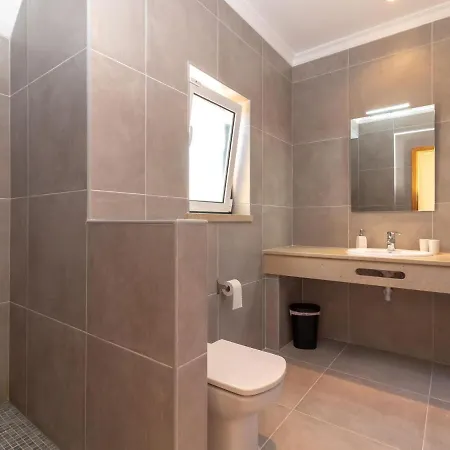 Luxury In With Heated Private Pool Villa